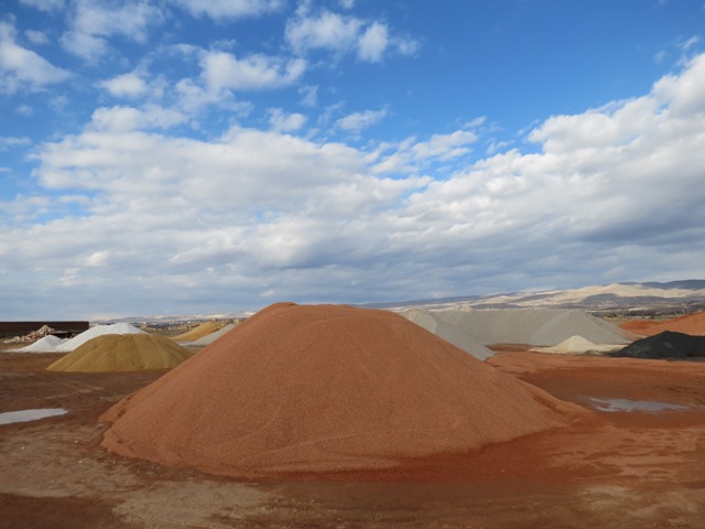 گروه ساختمانی دال